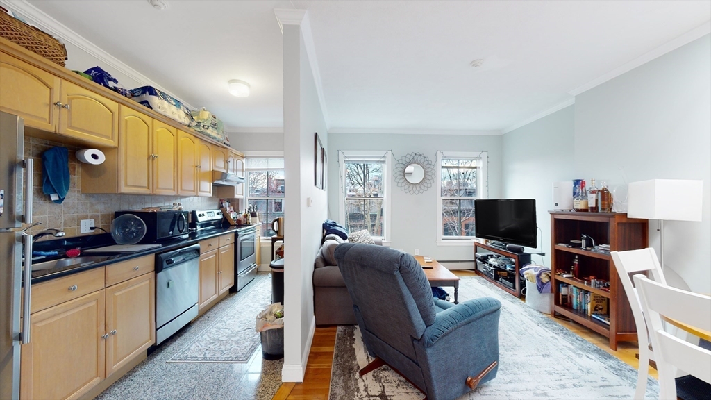 143 W Canton St., Boston, Massachusetts, 2 Bedrooms Bedrooms, 5 Rooms Rooms,1 BathroomBathrooms,Residential Lease,For Rent,W Canton St.,73490218