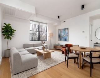 182 Tremont St, Somerville, Massachusetts, 2 Bedrooms Bedrooms, 3 Rooms Rooms,1 BathroomBathrooms,Residential,For Sale,Tremont St,73490250