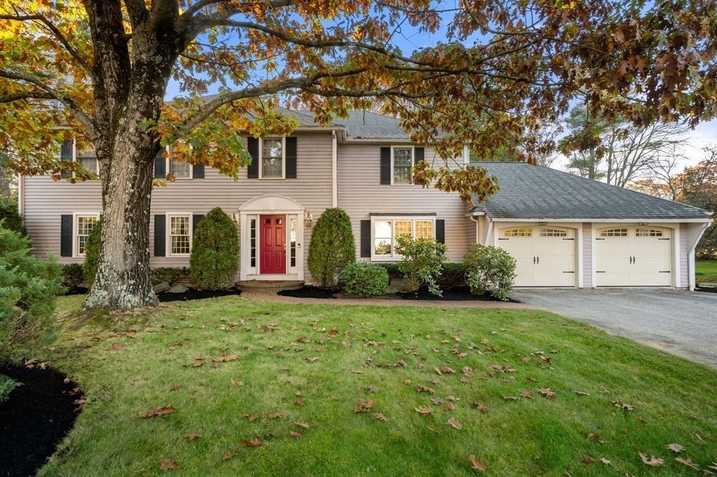 122 Farrington Ln, Marlborough, Massachusetts, 4 Bedrooms Bedrooms, 8 Rooms Rooms,2.5 BathroomsBathrooms,Residential,For Sale,Farrington Ln,73490212