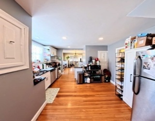 18 Martin Street, Medford, Massachusetts, 2 Bedrooms Bedrooms, 5 Rooms Rooms,1 BathroomBathrooms,Residential Lease,For Rent,Martin Street,73490256