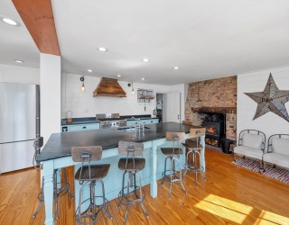 89 Choate St, Essex, Massachusetts, 5 Bedrooms Bedrooms, 11 Rooms Rooms,4 BathroomsBathrooms,Residential,For Sale,Choate St,73490290