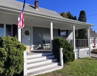 30 Gray St, Somerset, Massachusetts, 4 Bedrooms Bedrooms, 6 Rooms Rooms,1.5 BathroomsBathrooms,Residential,For Sale,Gray St,73490301