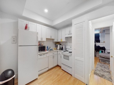 92 Marlborough, Boston, Massachusetts, 1 Bedroom Bedrooms, 4 Rooms Rooms,1 BathroomBathrooms,Residential Lease,For Rent,Marlborough,73482657