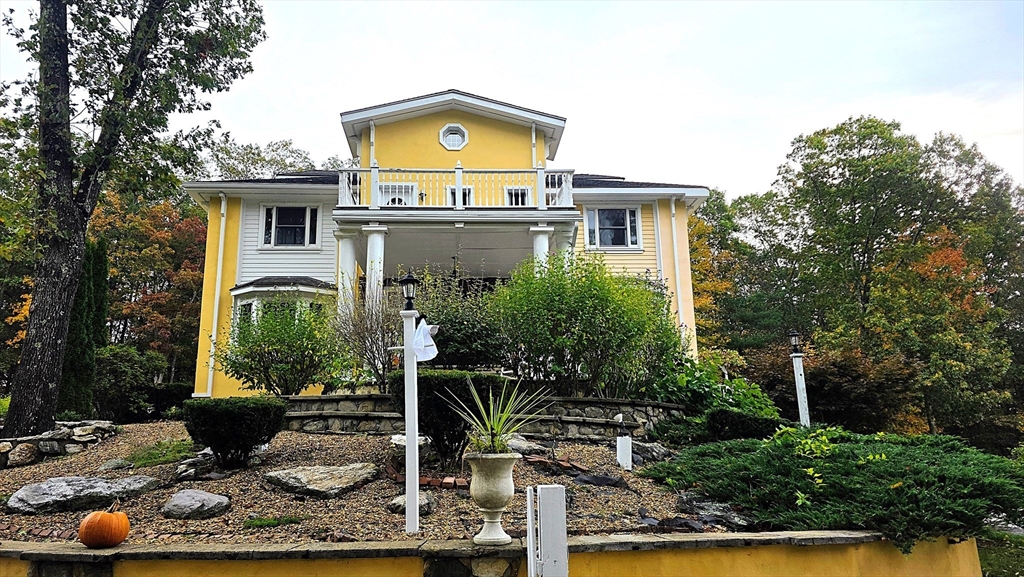 85 Burlingame, Charlton, Massachusetts, 1 Bedroom Bedrooms, 4 Rooms Rooms,1 BathroomBathrooms,Residential Lease,For Rent,Burlingame,73464642