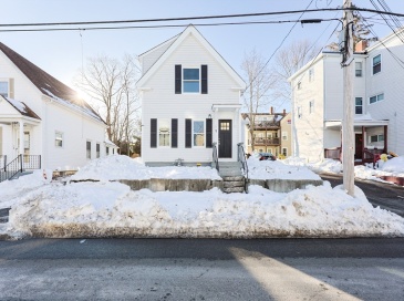 9 Grafton St, Brockton, Massachusetts, 3 Bedrooms Bedrooms, 7 Rooms Rooms,2 BathroomsBathrooms,Residential,For Sale,Grafton St,73474596 9 Grafton St, Brockton, Massachusetts, 3 Bedrooms Bedrooms, 7 Rooms Rooms,2 BathroomsBathrooms,Residential,For Sale,Grafton St,73474596