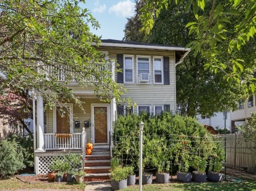 15-17 Colby St, Medford, Massachusetts, 4 Bedrooms Bedrooms, 13 Rooms Rooms,3.5 BathroomsBathrooms,Residential Income,For Sale,Colby St,73490309