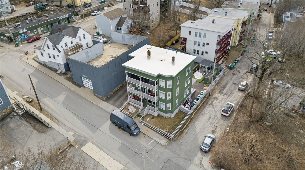 15-17 Johnson St, Fitchburg, Massachusetts, 6 Bedrooms Bedrooms, 12 Rooms Rooms,4 BathroomsBathrooms,Residential Income,For Sale,Johnson St,73490360