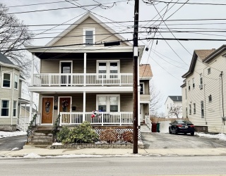 328 Stevens St, Lowell, Massachusetts, 3 Bedrooms Bedrooms, 5 Rooms Rooms,1 BathroomBathrooms,Residential Lease,For Rent,Stevens St,73490480