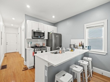 55 Saxton Street, Boston, Massachusetts, 3 Bedrooms Bedrooms, 7 Rooms Rooms,2 BathroomsBathrooms,Residential Lease,For Rent,Saxton Street,73490487