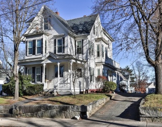 21 Felton St, Hudson, Massachusetts, 9 Bedrooms Bedrooms, 18 Rooms Rooms,3 BathroomsBathrooms,Residential Income,For Sale,Felton St,73474912