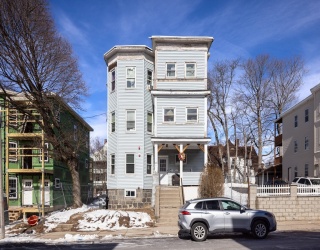 25 Browning Ave, Boston, Massachusetts, 12 Bedrooms Bedrooms, 21 Rooms Rooms,3 BathroomsBathrooms,Residential Income,For Sale,Browning Ave,73490406