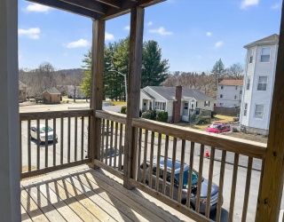 247 Pilgrim Ave, Worcester, Massachusetts, 3 Bedrooms Bedrooms, 6 Rooms Rooms,2 BathroomsBathrooms,Residential Lease,For Rent,Pilgrim Ave,73490430