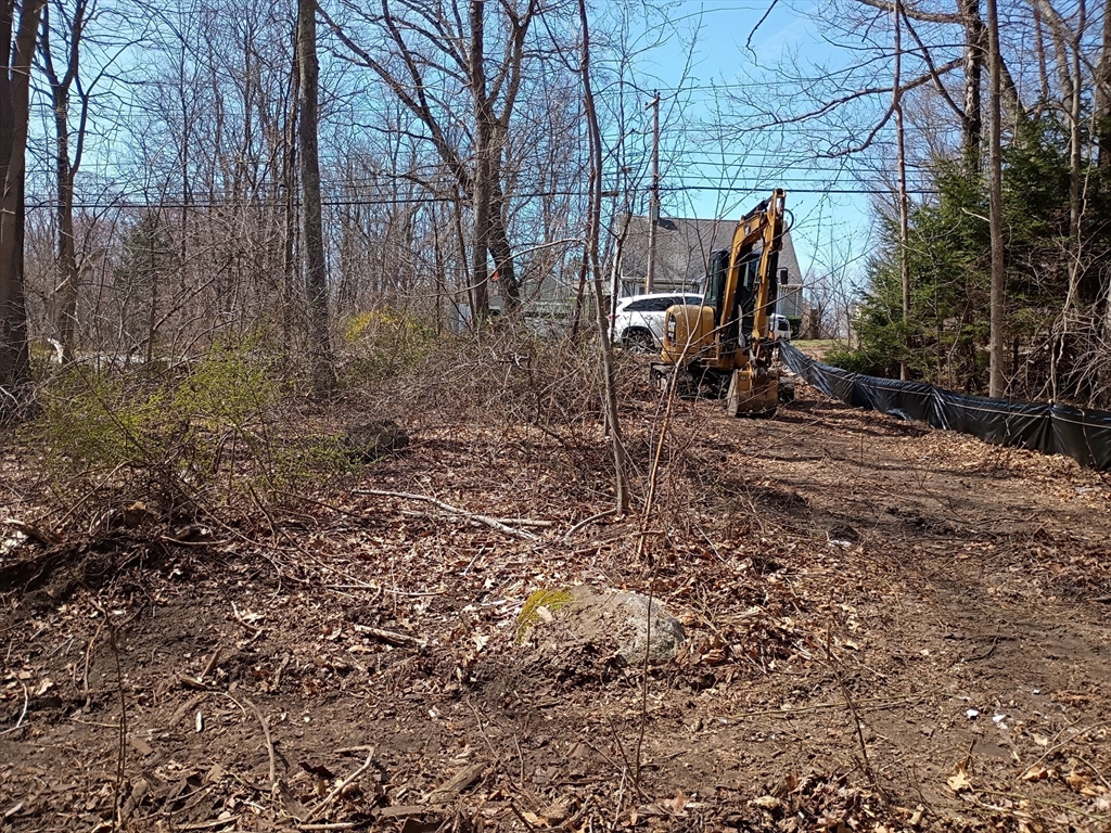 90 Chestnut Hill Road, Millville, Massachusetts, ,Land,For Sale,Chestnut Hill Road,73473820