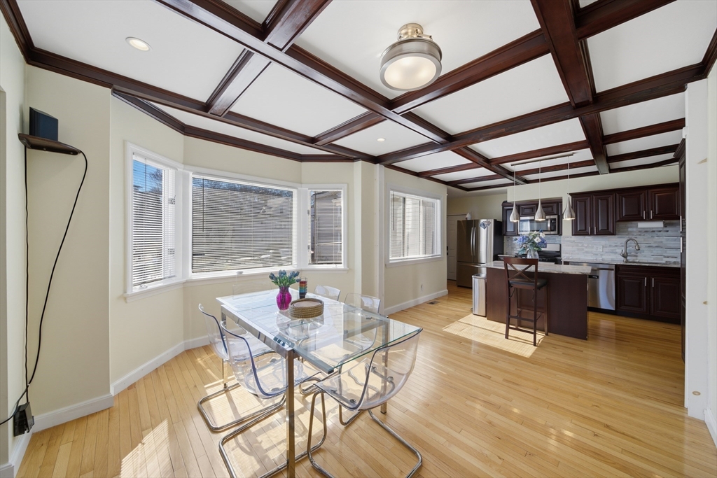 12 Jones Ave, Chelsea, Massachusetts, 3 Bedrooms Bedrooms, 7 Rooms Rooms,1 BathroomBathrooms,Residential,For Sale,Jones Ave,73490434