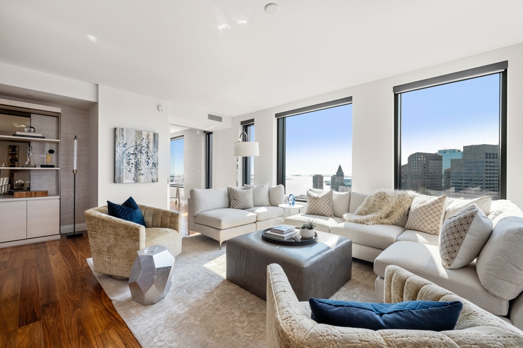 110 Sudbury Street, Boston, Massachusetts, 3 Bedrooms Bedrooms, 5 Rooms Rooms,2.5 BathroomsBathrooms,Residential,For Sale,Sudbury Street,73490473