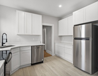 149 Mountain Ave, Revere, Massachusetts, 3 Bedrooms Bedrooms, 5 Rooms Rooms,1 BathroomBathrooms,Residential Lease,For Rent,Mountain Ave,73490521