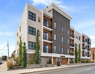 1133 North Shore Rd, Revere, Massachusetts, 1 Bedroom Bedrooms, 3 Rooms Rooms,1 BathroomBathrooms,Residential Lease,For Rent,North Shore Rd,73490535