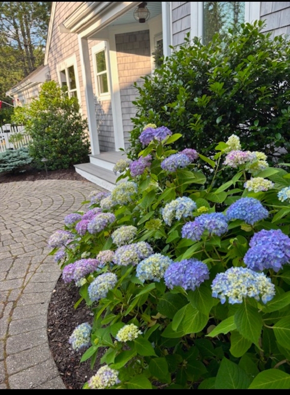 18 Kates Glen, Plymouth, Massachusetts, 2 Bedrooms Bedrooms, 9 Rooms Rooms,3.5 BathroomsBathrooms,Residential,For Sale,Kates Glen,73490553