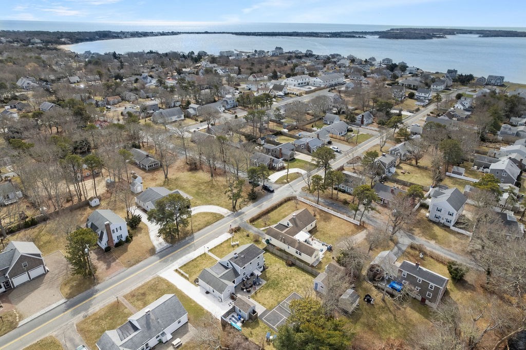 107 Lewis Road, Yarmouth, Massachusetts, 4 Bedrooms Bedrooms, 9 Rooms Rooms,2.5 BathroomsBathrooms,Residential,For Sale,Lewis Road,73490586