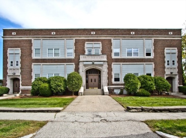 21 Middlesex Ave, Worcester, Massachusetts, 2 Bedrooms Bedrooms, 4 Rooms Rooms,1 BathroomBathrooms,Residential,For Sale,Middlesex Ave,73437857