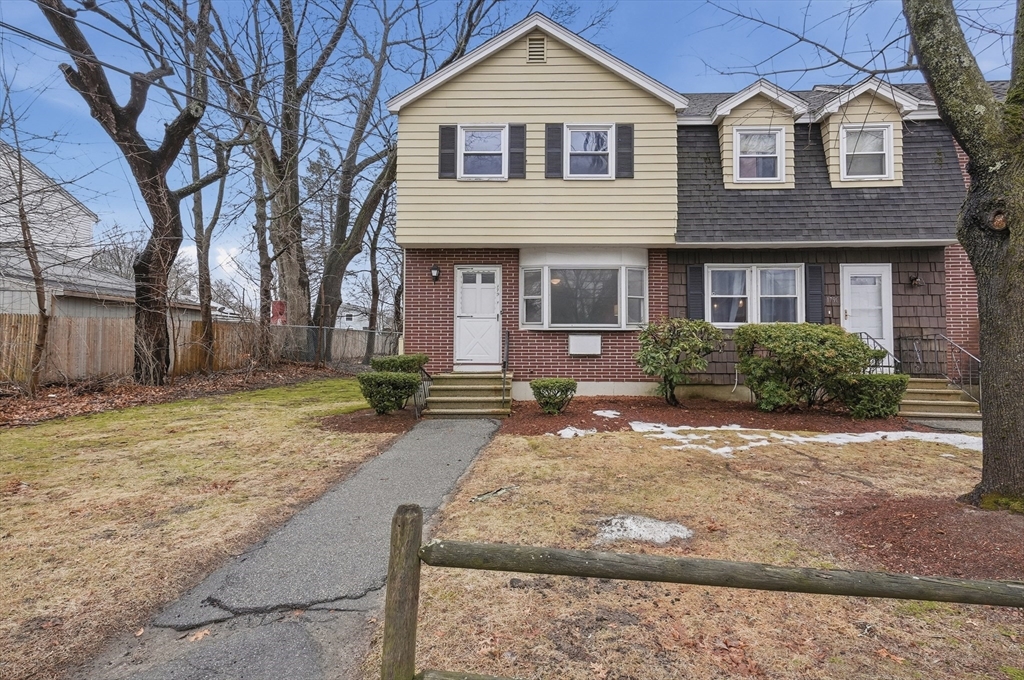 179 Pleasant Valley Street, Methuen, Massachusetts, 2 Bedrooms Bedrooms, 4 Rooms Rooms,1.5 BathroomsBathrooms,Residential,For Sale,Pleasant Valley Street,73489746