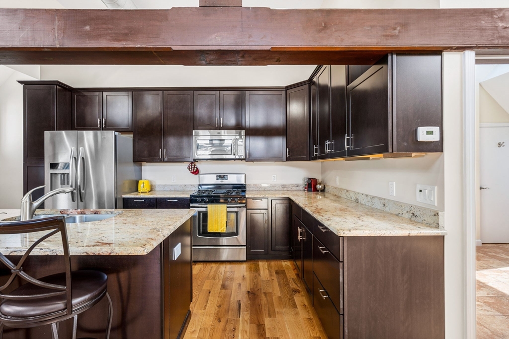 143 Burrill Street, Swampscott, Massachusetts, 3 Bedrooms Bedrooms, 6 Rooms Rooms,2 BathroomsBathrooms,Residential,For Sale,Burrill Street,73490613