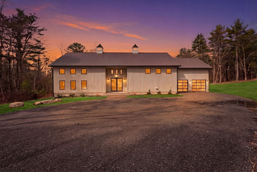 41 Myrtle St, Norfolk, Massachusetts, 4 Bedrooms Bedrooms, 9 Rooms Rooms,3.5 BathroomsBathrooms,Residential,For Sale,Myrtle St,73490620