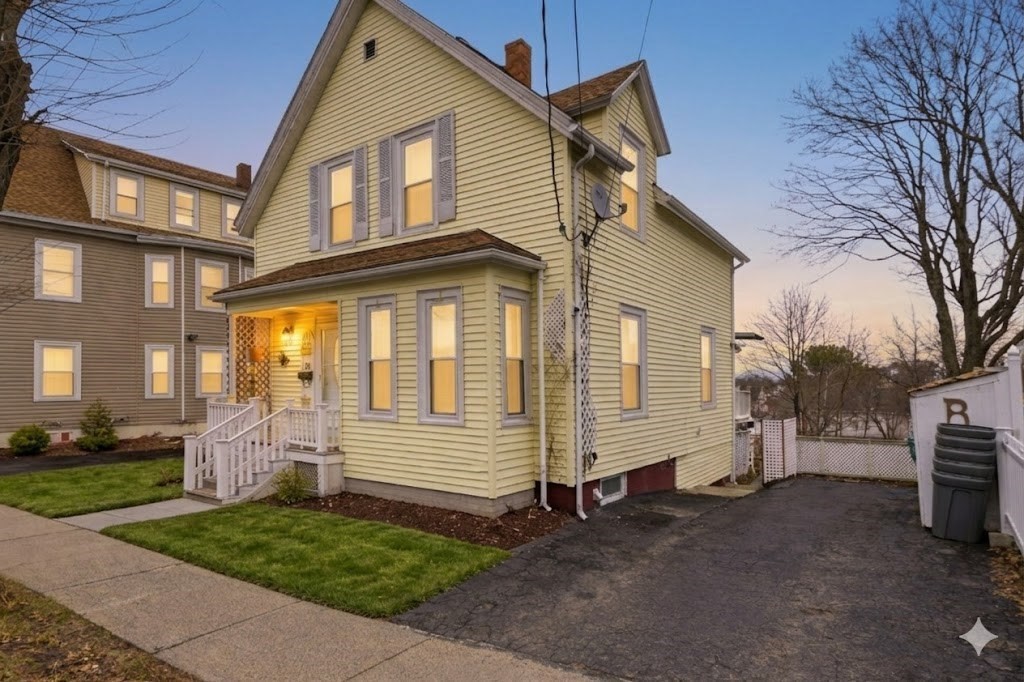 70 Allen Ave., Lynn, Massachusetts, 3 Bedrooms Bedrooms, 6 Rooms Rooms,1 BathroomBathrooms,Residential,For Sale,Allen Ave.,73490679