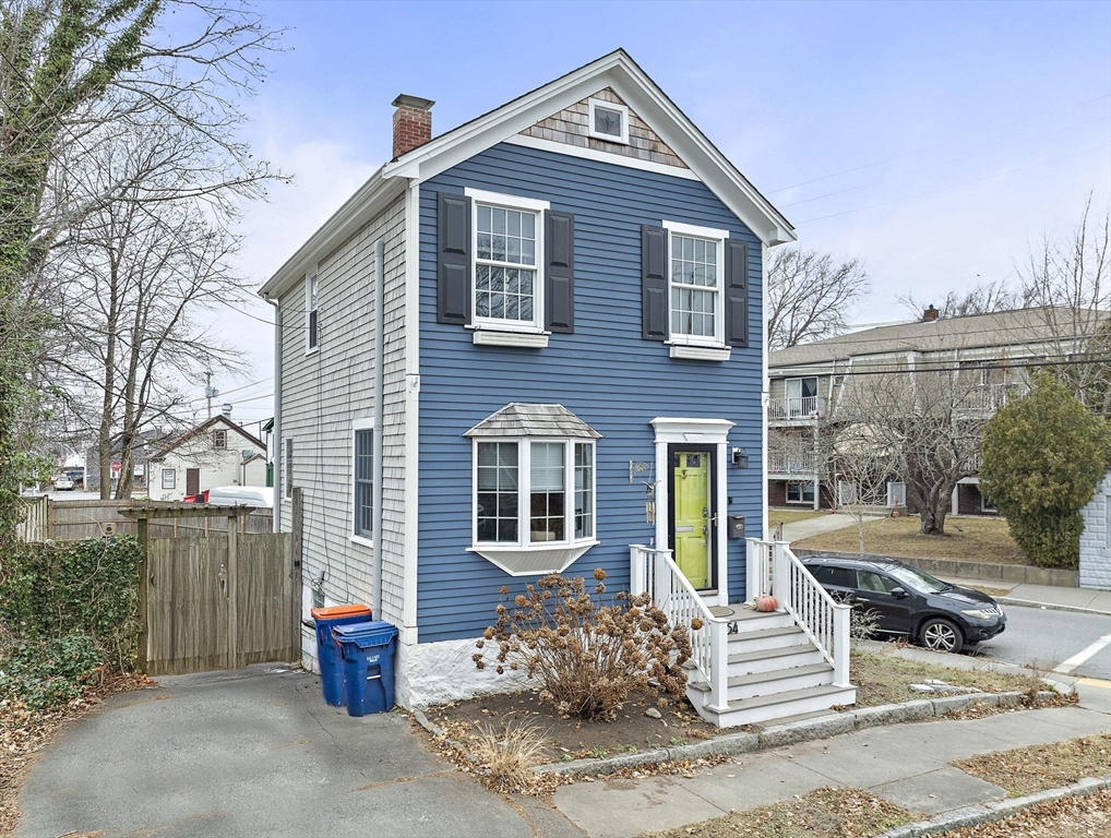 54 William St, Fairhaven, Massachusetts, 2 Bedrooms Bedrooms, 6 Rooms Rooms,1.5 BathroomsBathrooms,Residential,For Sale,William St,73490692
