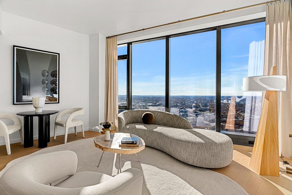 682 Atlantic Ave, Boston, Massachusetts, 1 Bedroom Bedrooms, 3 Rooms Rooms,1.5 BathroomsBathrooms,Residential,For Sale,Atlantic Ave,73490728