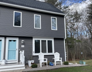 17 Village Way, Norton, Massachusetts, 2 Bedrooms Bedrooms, 6 Rooms Rooms,1.5 BathroomsBathrooms,Residential,For Sale,Village Way,73488506