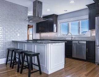 8 Putnam Road, Somerville, Massachusetts, 7 Bedrooms Bedrooms, 4 Rooms Rooms,1.5 BathroomsBathrooms,Residential Lease,For Rent,Putnam Road,73490756