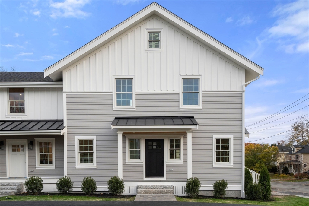 63 Oak Street, Wellesley, Massachusetts, 3 Bedrooms Bedrooms, 7 Rooms Rooms,3.5 BathroomsBathrooms,Residential,For Sale,Oak Street,73490774