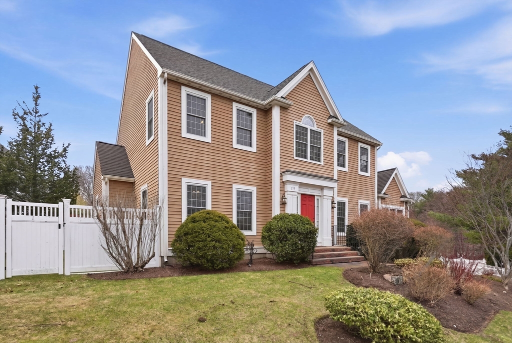 259 Central Ave., Needham, Massachusetts, 4 Bedrooms Bedrooms, 9 Rooms Rooms,2.5 BathroomsBathrooms,Residential,For Sale,Central Ave.,73490780