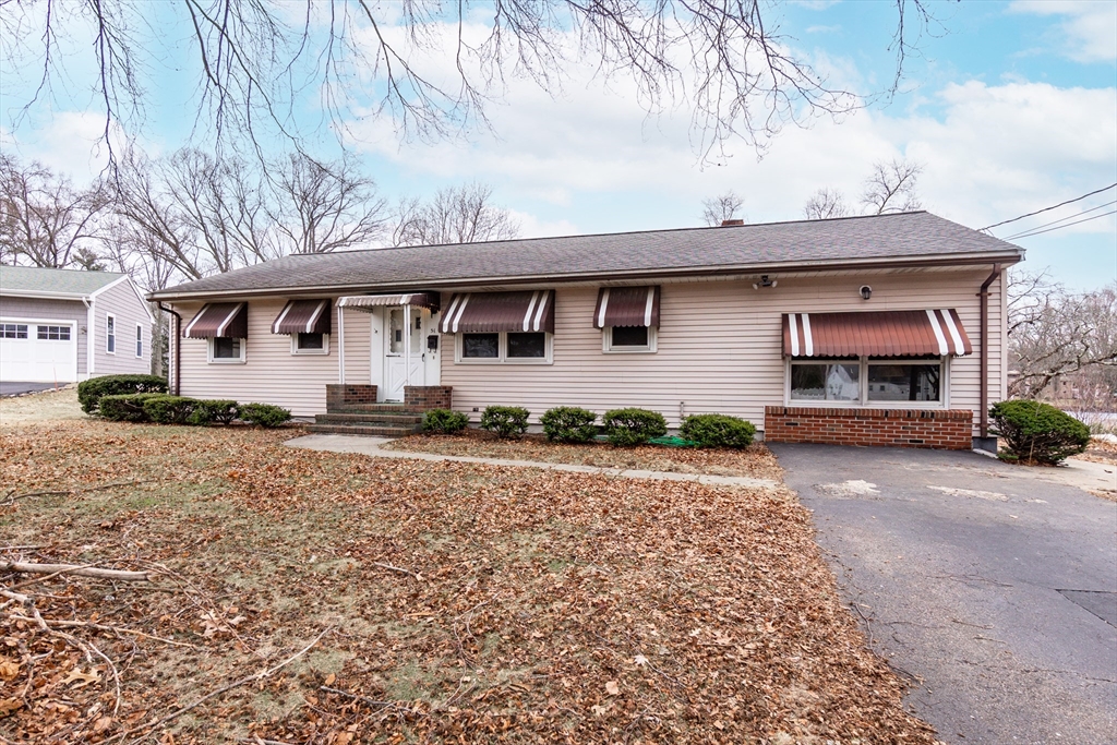 51 Pincushion Road, Framingham, Massachusetts, 3 Bedrooms Bedrooms, 8 Rooms Rooms,1.5 BathroomsBathrooms,Residential,For Sale,Pincushion Road,73490811