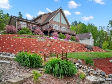 62 Lindsay Lane, Athol, Massachusetts, 3 Bedrooms Bedrooms, 8 Rooms Rooms,2.5 BathroomsBathrooms,Residential,For Sale,Lindsay Lane,73433892
