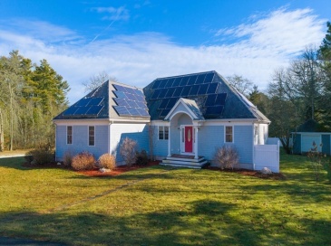 7 Cranberry Ln, Wareham, Massachusetts, 3 Bedrooms Bedrooms, 8 Rooms Rooms,3.5 BathroomsBathrooms,Residential,For Sale,Cranberry Ln,73457684