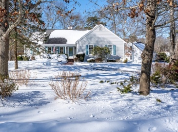 28 Mariners Ln, Yarmouth, Massachusetts, 3 Bedrooms Bedrooms, 7 Rooms Rooms,2 BathroomsBathrooms,Residential,For Sale,Mariners Ln,73475818