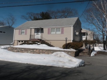 151 Dartmouth St, Lynn, Massachusetts, 3 Bedrooms Bedrooms, 7 Rooms Rooms,2.5 BathroomsBathrooms,Residential,For Sale,Dartmouth St,73481405