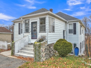 115 Orient St, Worcester, Massachusetts, 5 Bedrooms Bedrooms, 10 Rooms Rooms,2 BathroomsBathrooms,Residential Income,For Sale,Orient St,73473370 115 Orient St, Worcester, Massachusetts, 5 Bedrooms Bedrooms, 10 Rooms Rooms,2 BathroomsBathrooms,Residential Income,For Sale,Orient St,73473370