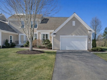 29 Spyglass Landing Dr, Marshfield, Massachusetts, 2 Bedrooms Bedrooms, 7 Rooms Rooms,3 BathroomsBathrooms,Residential,For Sale,Spyglass Landing Dr,73478749