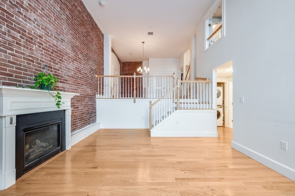 52 Sanborn, Reading, Massachusetts, 2 Bedrooms Bedrooms, 8 Rooms Rooms,2 BathroomsBathrooms,Residential,For Sale,Sanborn,73490875