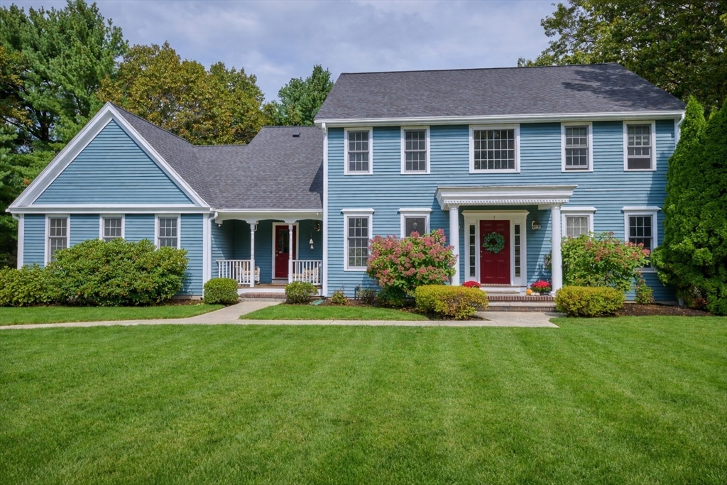 7 James Ave, Middleton, Massachusetts, 4 Bedrooms Bedrooms, 10 Rooms Rooms,2.5 BathroomsBathrooms,Residential,For Sale,James Ave,73490912