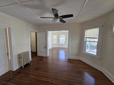 37 Chase Ave, Springfield, Massachusetts, 2 Bedrooms Bedrooms, 5 Rooms Rooms,1 BathroomBathrooms,Residential Lease,For Rent,Chase Ave,73490920