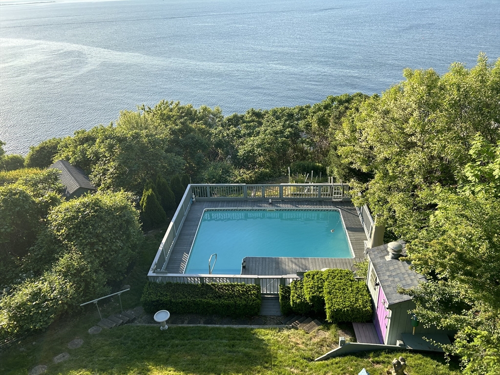 80 Bay Shore Dr, Plymouth, Massachusetts, 3 Bedrooms Bedrooms, 6 Rooms Rooms,1.5 BathroomsBathrooms,Residential,For Sale,Bay Shore Dr,73490933