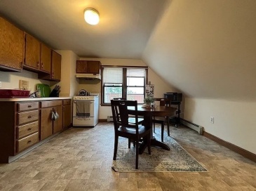 125 Beale, Quincy, Massachusetts, 1 Bedroom Bedrooms, 4 Rooms Rooms,1 BathroomBathrooms,Residential Lease,For Rent,Beale,73491002