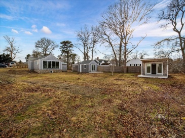 18 Cross St, Dennis, Massachusetts, 5 Bedrooms Bedrooms, 8 Rooms Rooms,2 BathroomsBathrooms,Residential Income,For Sale,Cross St,73491008 18 Cross St, Dennis, Massachusetts, 5 Bedrooms Bedrooms, 8 Rooms Rooms,2 BathroomsBathrooms,Residential Income,For Sale,Cross St,73491008