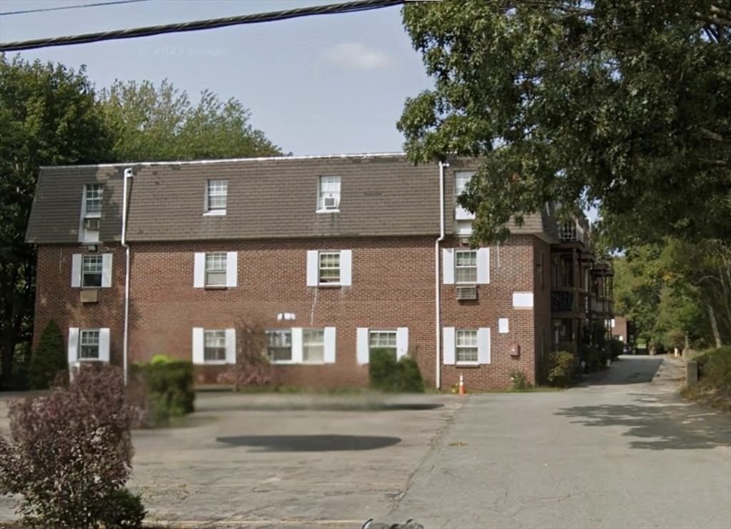 23 North Ave, Rockland, Massachusetts, 1 Bedroom Bedrooms, 3 Rooms Rooms,1 BathroomBathrooms,Residential Lease,For Rent,North Ave,73490837