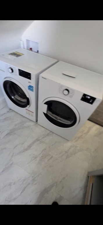 100-102 Princeton, Boston, Massachusetts, 2 Bedrooms Bedrooms, 4 Rooms Rooms,1 BathroomBathrooms,Residential Lease,For Rent,Princeton,73491124