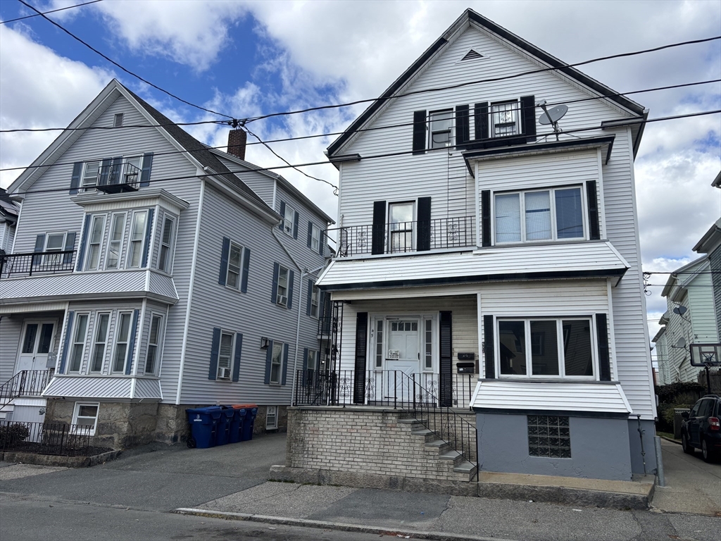 45 Katherine Street, New Bedford, Massachusetts, 8 Bedrooms Bedrooms, 15 Rooms Rooms,3 BathroomsBathrooms,Residential Income,For Sale,Katherine Street,73491138
